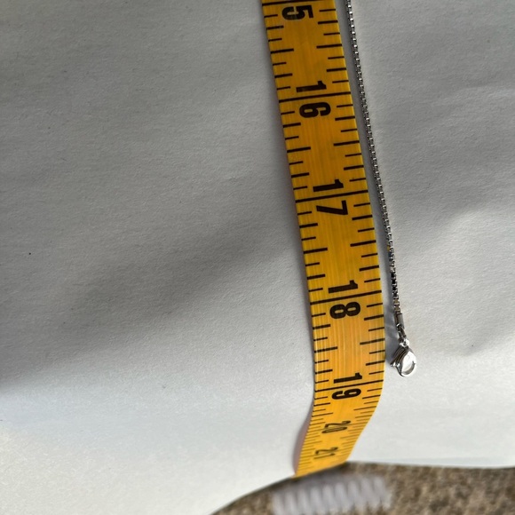 Swarovski Red Crystal Enamel Silver Tone Box Style Chain Pendant Necklace EUC - Picture 15 of 15